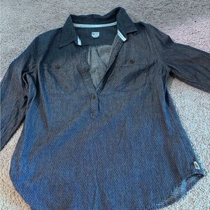 Toms Navy Blue Long-Sleeve Button-Front Blouse